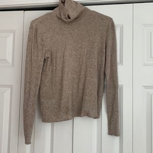 Zara Super soft loose turtleneck🤎